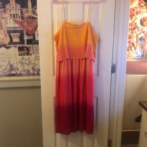 LIKE NEW LEITH OMBRÉ DRESS 💓❤️🧡💛